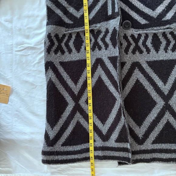 Free People Black & Gray Geometric Patters Open Sweater (Bold Geo Sweater Coat) - Picture 5 of 9